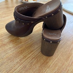 Dansko Deni Leather Studded Wood Mule Ankle Block Heels Size 38